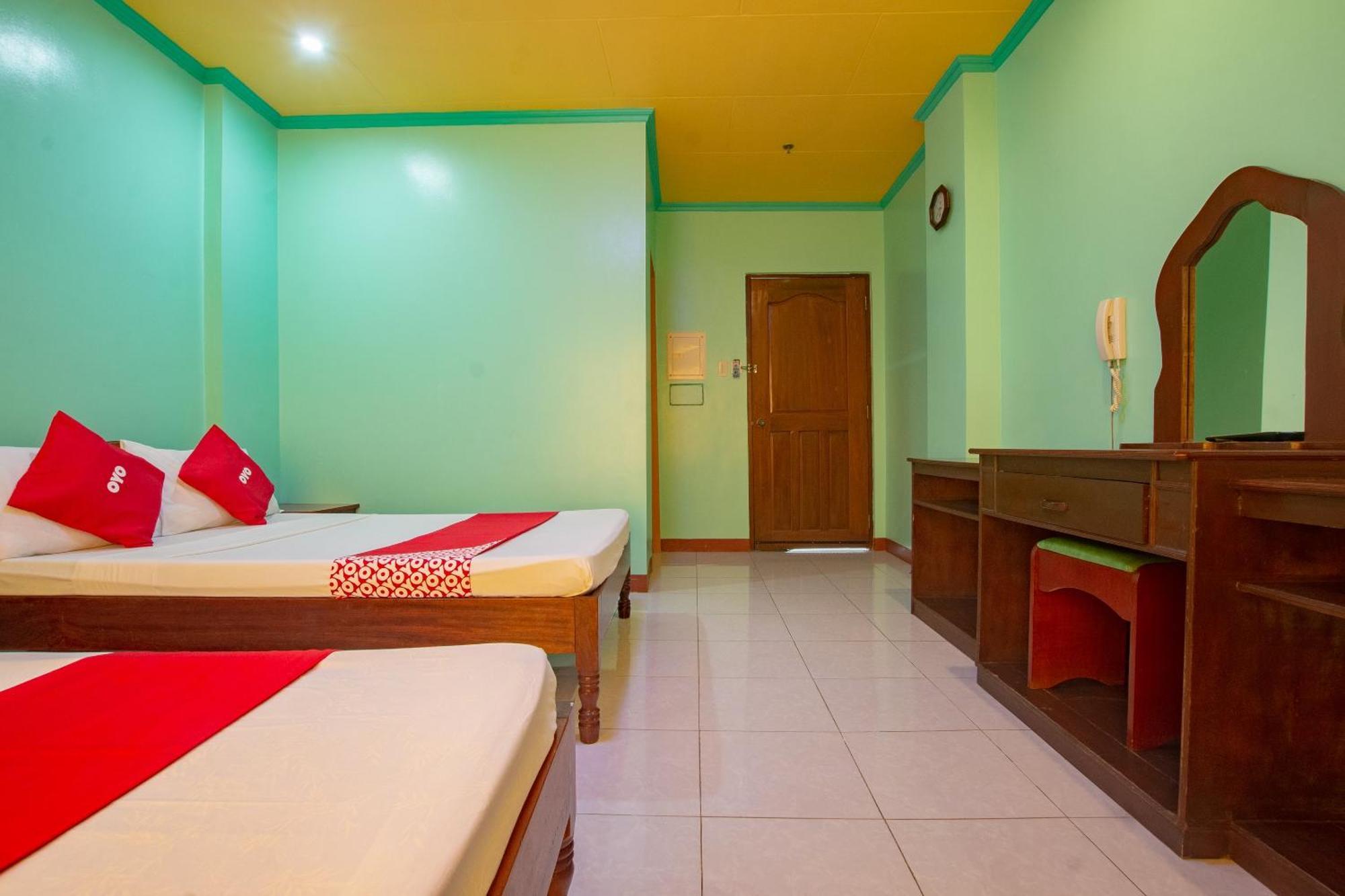 Oyo 554 Dads Bayview Pension Puerto Princesa Kültér fotó