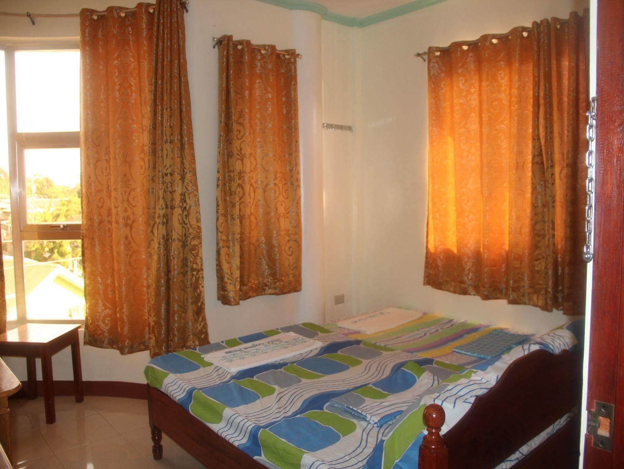 Oyo 554 Dads Bayview Pension Puerto Princesa Kültér fotó