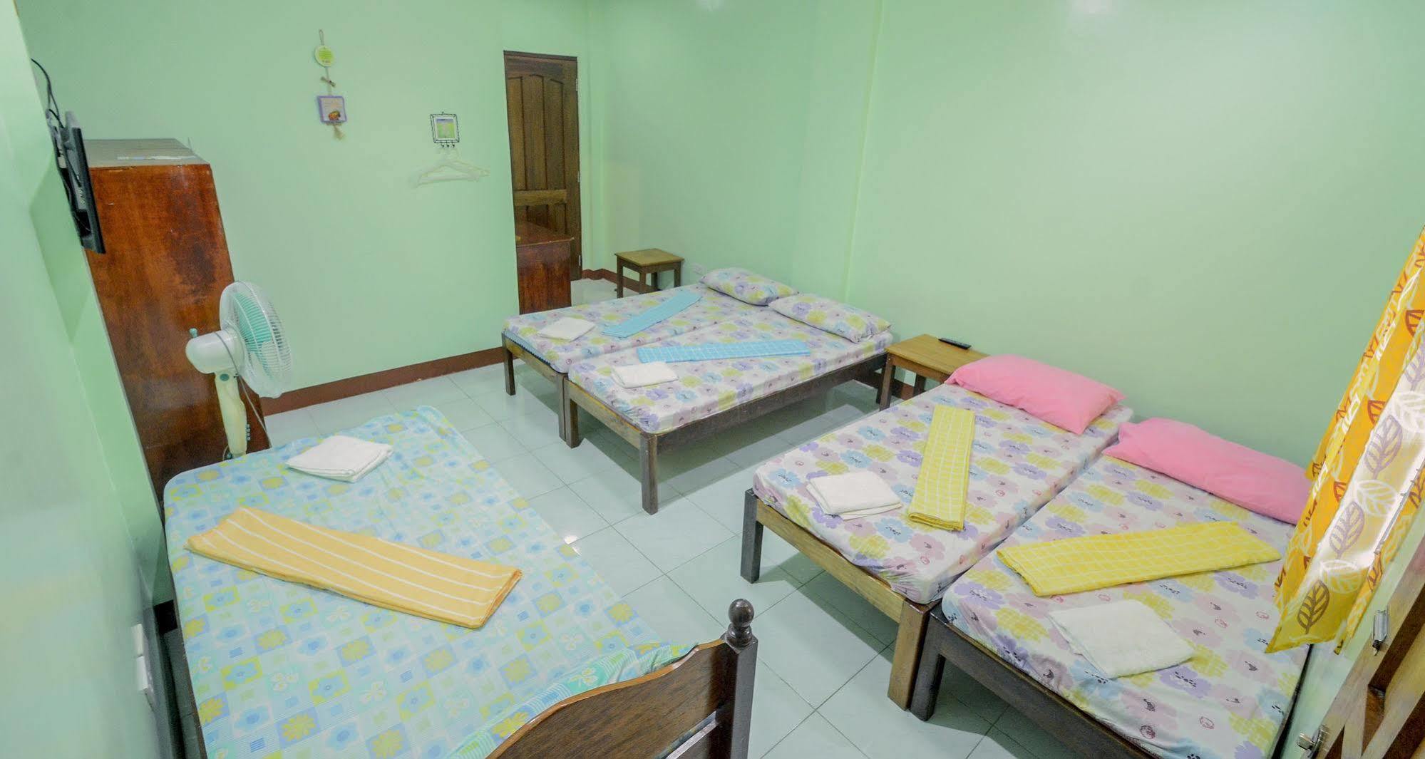 Oyo 554 Dads Bayview Pension Puerto Princesa Kültér fotó