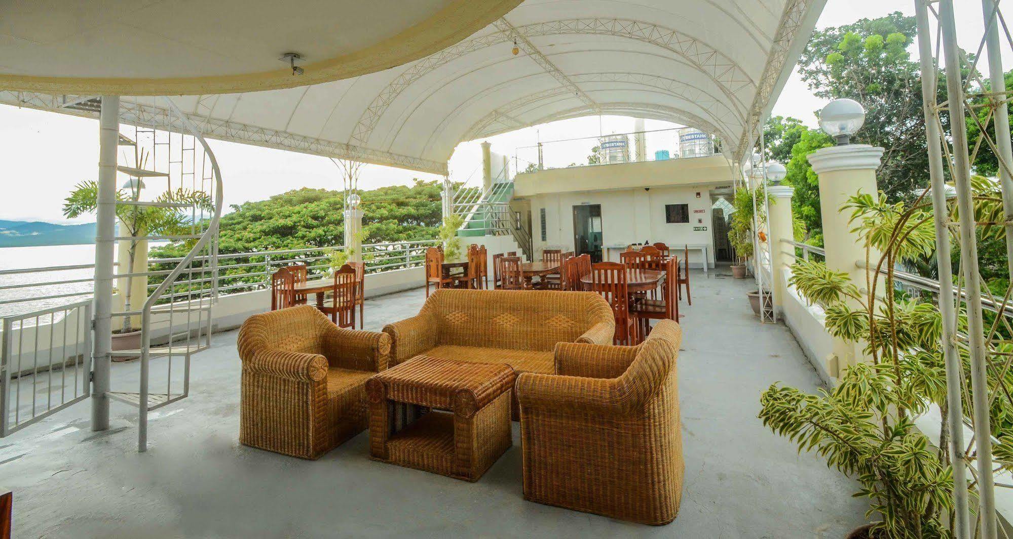 Oyo 554 Dads Bayview Pension Puerto Princesa Kültér fotó